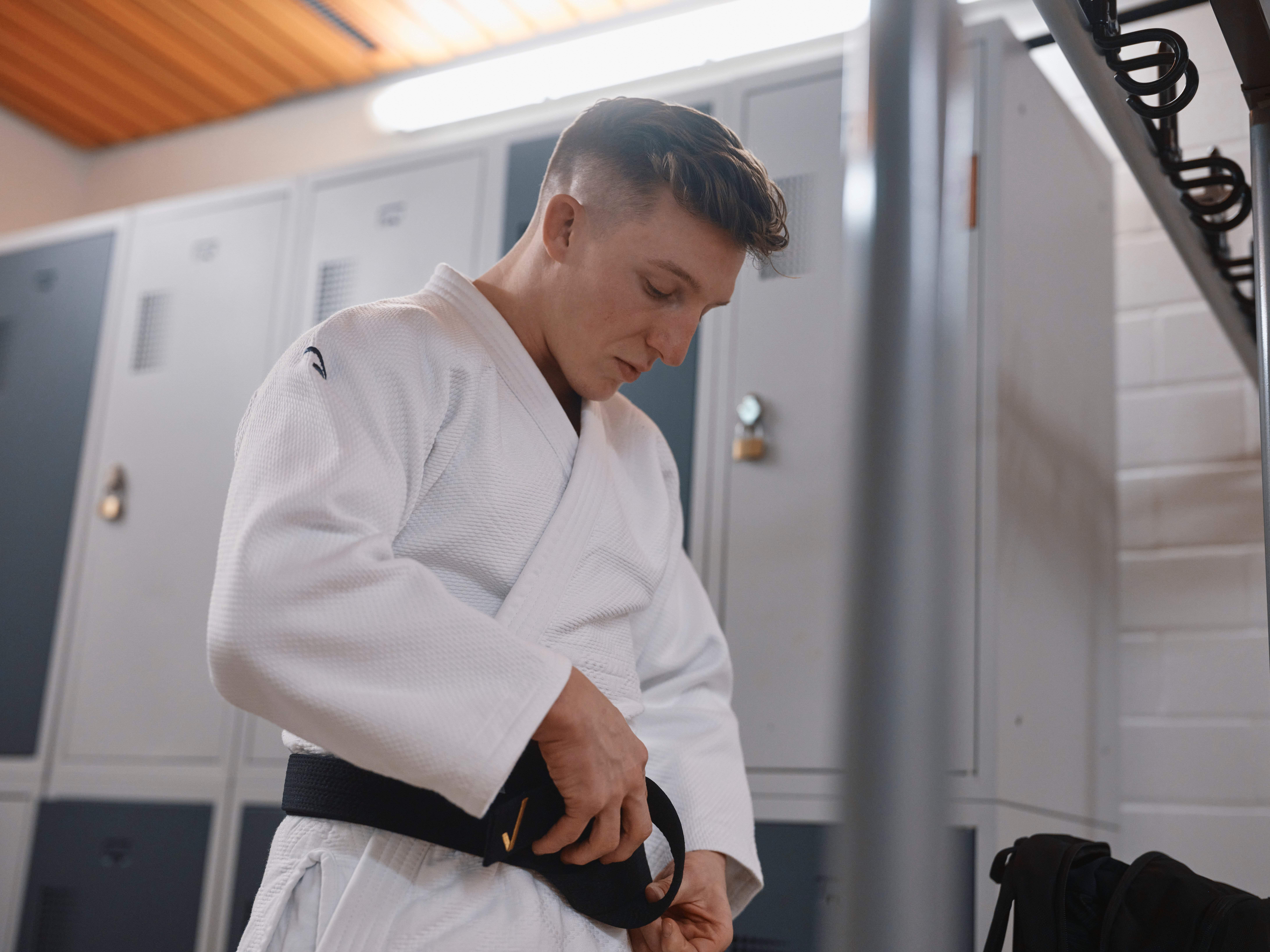 Кімоно для дзюдо тренувальне IPPONGEAR, серія ULTRALIGHT, біле, розмір 160, Slim Fit (приталений крій) 7