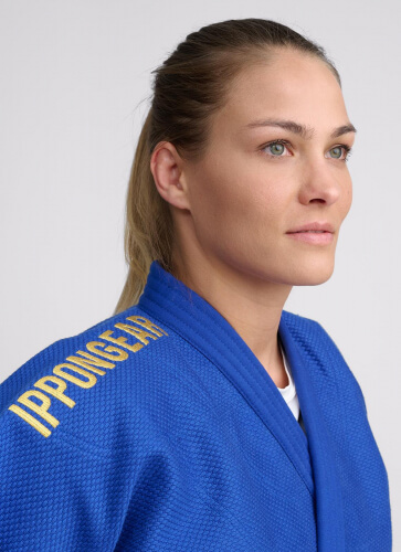Синє ліцензійне кімоно для дзюдо IPPON GEAR LEGEND 2, IJF (approved 2023) Women (для жінок), 160см 2